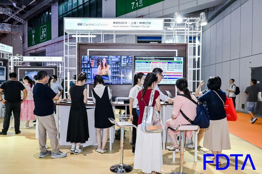 從數(shù)據(jù)決策到虛擬織布，數(shù)字時尚創(chuàng)新空間貫通紡織全鏈數(shù)智升級！