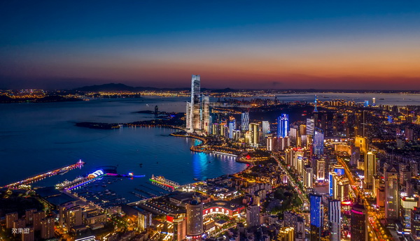 亞洲風(fēng)尚先行者 共繪"INSPO"新篇章--第24屆中國(guó)(青島)時(shí)裝周·時(shí)尚亞洲潮流藝術(shù)節(jié)開幕