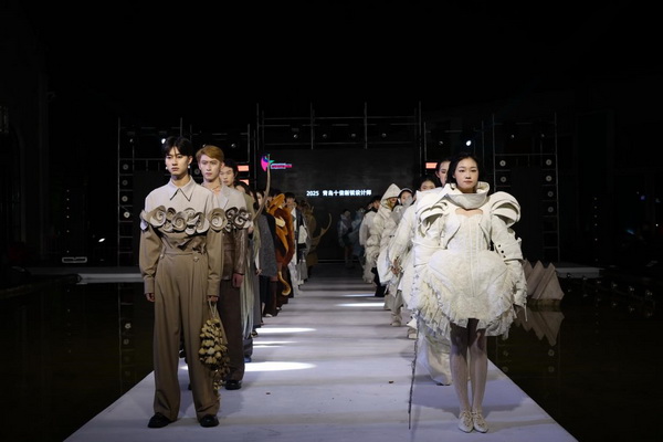 &ldquo;華秀&rdquo;璀璨，紡織谷變身老城區(qū)時尚秀場