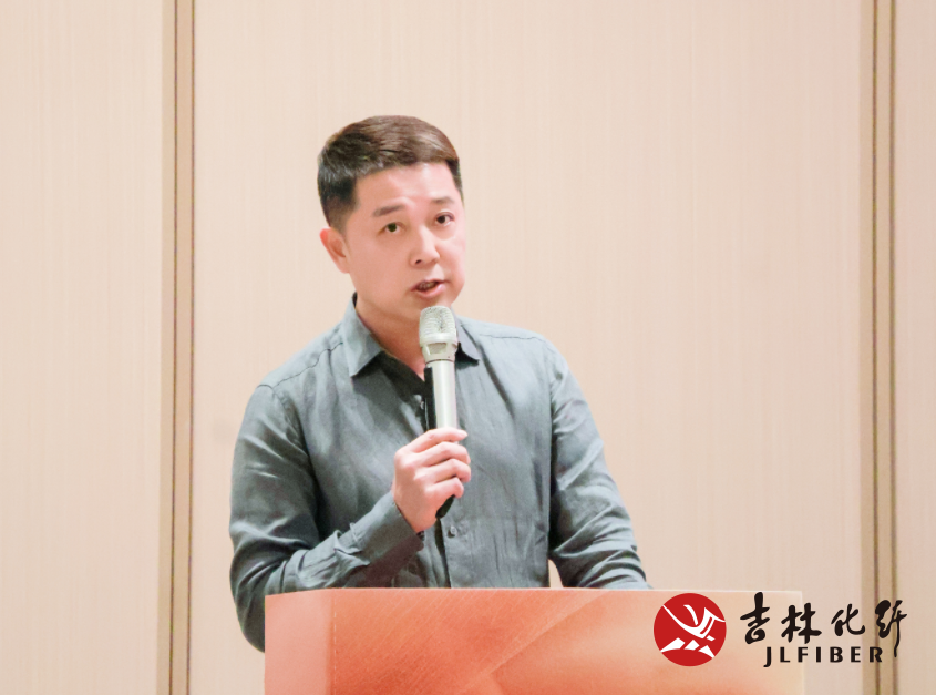 撬動舒適穿著新賽道，共探華絨&reg;產(chǎn)品開發(fā)新機(jī)遇