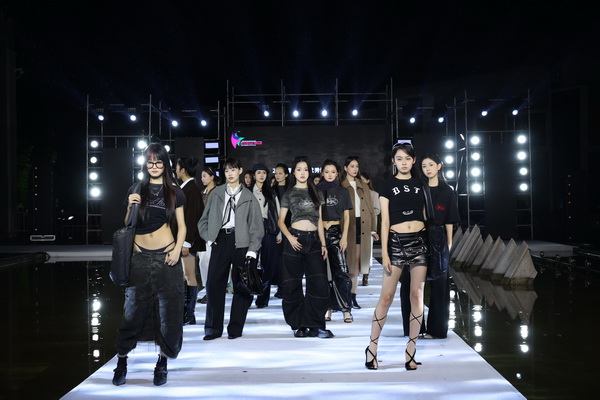 &ldquo;華秀&rdquo;璀璨，紡織谷變身老城區(qū)時尚秀場