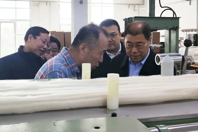 河北省工信廳領導調(diào)研清河兩家羊絨企業(yè)關注與石家莊紡織企業(yè)攜手創(chuàng)新發(fā)展